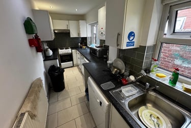 5 bed house, Highfield Road, City Centre, Salford, M65JZ - Image 3