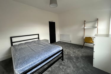 4 bed house, Fairfield Street, Irlams O' Th' Height, Salford, M67FW - Image 2