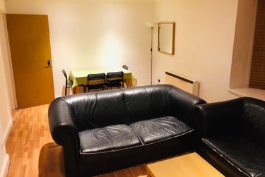3 bed flat, Brotherton Drive, Green Quarter, Salford, M36BH - Image 2