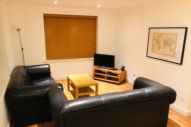 3 bed flat, Brotherton Drive, Green Quarter, Salford, M36BH - Image 1