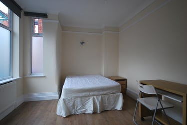 8 bed house, Ashlyn Grove, Fallowfield, Manchester, M146YG - Image 8
