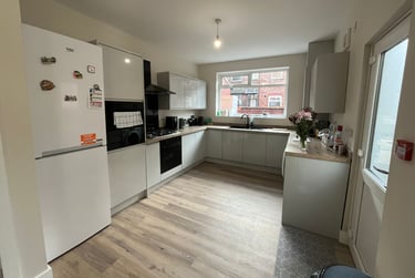 6 bed house, Moseley Road, Fallowfield, Manchester, M146PD - Image 2
