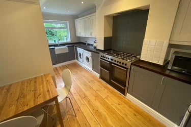 4 bed house, Barnsfold Avenue, Fallowfield, Manchester, M146FJ - Image 10