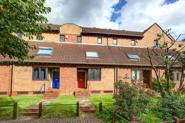 6 bed house, Manchester Road, Isle of Dogs, London, E143HW - Image 1