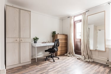 4 bed house, Stebondale Street, Isle of Dogs, London, E143BX - Image 2