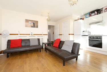 6 bed house, Oban Street, Blair Street, London, E140GR - Image 4