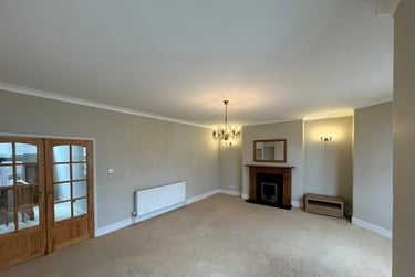 2 bed flat, May Terrace, Lipson, Plymouth, PL48PP - Image 4