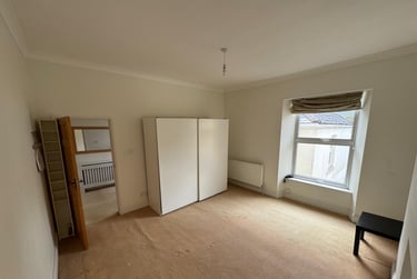 2 bed flat, May Terrace, Lipson, Plymouth, PL48PP - Image 6