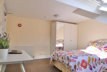 7 bed house, Hill park crescent, North hill, Plymouth, PL48JW - Image 13