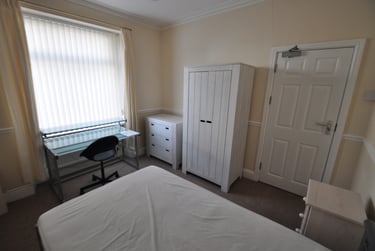 6 bed house, Kilvey Terrace, St thomas, Swansea, SA18BA - Image 6