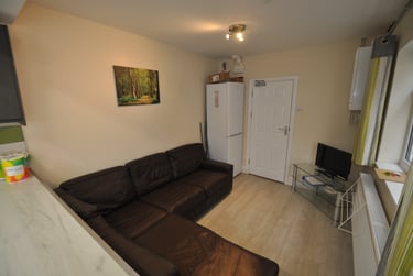 5 bed house, Baglan St, Port tennant, Swansea, SA18JZ - Image 4
