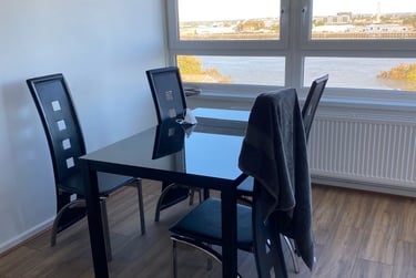 2 bed flat, Europe Road, Woolwich, London, SE185QN - Image 3