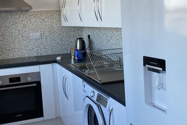2 bed flat, Europe Road, Woolwich, London, SE185QN - Image 5