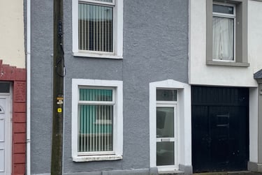 4 bed house, Spring Tce, Sandfields, Swansea, SA13TD - Image 1