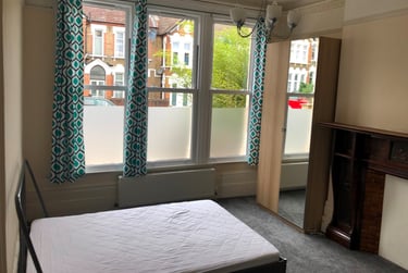 7 bed house, Shell Road, New Cross, London, SE137TW - Image 3