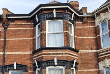 5 bed house, Polsloe Road, Mount Pleasant, Exeter, EX12HL - Image 1
