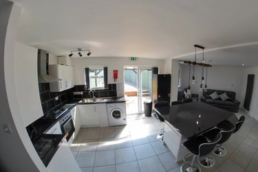 6 bed house, Windsor Street, Aston, Birmingham, B74NJ - Image 3