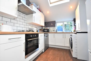 5 bed house, Telephone Road, Southsea, Portsmouth, PO40AU - Image 3