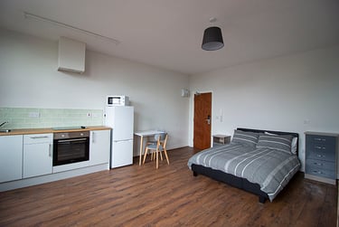 1 bed studio, The Gas Works, City Centre, Nottingham, NG13BZ - Image 2