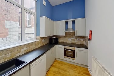6 bed house, North Sherwood Street, Arboretum, Nottingham, NG14EF - Image 2