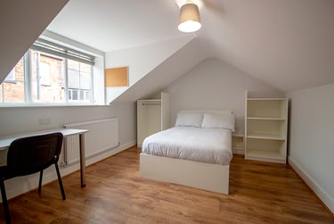 8 bed flat, North Sherwood Street, Arboretum, Nottingham, NG14EF - Image 2