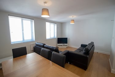6 bed flat, Mansfield Road, Arboretum, Nottingham, NG13FR - Image 1