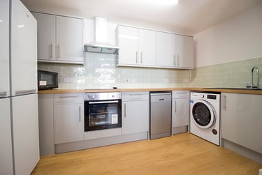 6 bed flat, Mansfield Road, Arboretum, Nottingham, NG13FR - Image 2