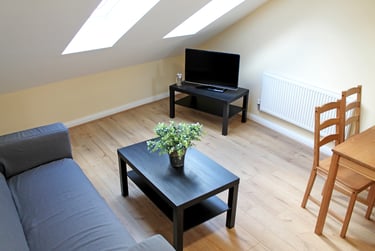 3 bed flat, North Sherwood Street, Arboretum, Nottingham, NG14EN - Image 3