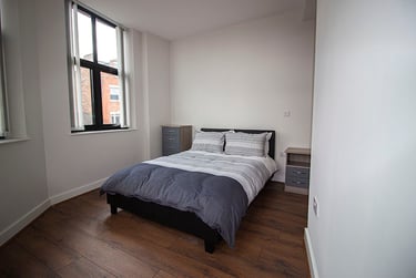 1 bed studio, Glasshouse Street, Hockley, Nottingham, NG13BZ - Image 2
