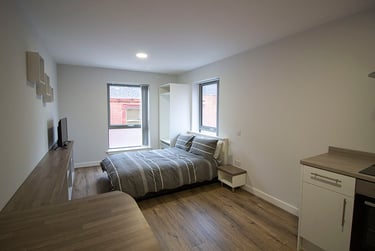 1 bed studio, Clare Street, Hockley, Nottingham, NG13BX - Image 1