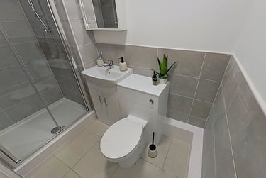 1 bed studio, Mansfield Road, Hockley, Nottingham, NG13FB - Image 4