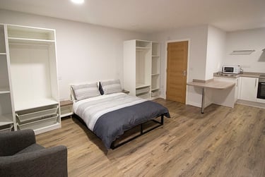 1 bed studio, Clare Street, Hockley, Nottingham, NG13BX - Image 1