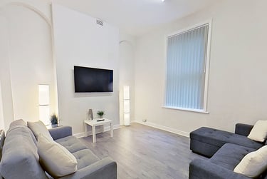 8 bed house, Hampden Street, Arboretum, Nottingham, NG14FW - Image 1