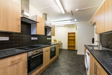 8 bed house, Hampden Street, Arboretum, Nottingham, NG14FW - Image 3
