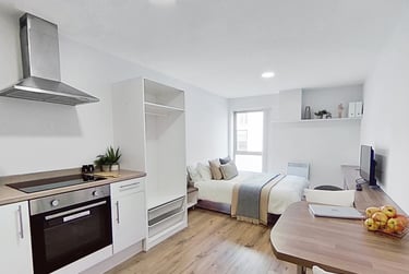 1 bed studio, Clare Street, City Centre, Nottingham, NG13BX - Image 2