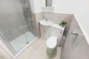 1 bed studio, Mansfield Road, Hockley, Nottingham, NG13FB - Image 4