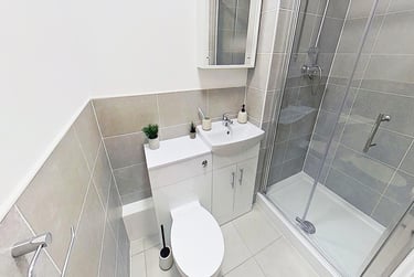 1 bed studio, Mansfield Road, Hockley, Nottingham, NG13FB - Image 3