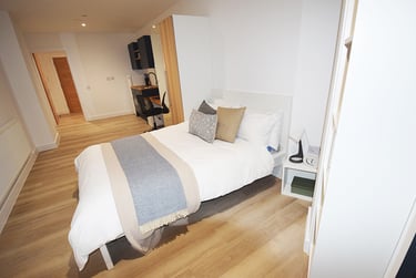 1 bed studio, Mansfield Road, Hockley, Nottingham, NG13FB - Image 3