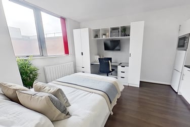 1 bed studio, Milton Street, Hockley, Nottingham, NG13RA - Image 2