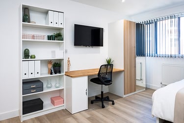 1 bed studio, Mansfield Road, Hockley, Nottingham, NG13FB - Image 3