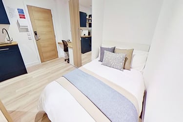 1 bed studio, Mansfield Road, Hockley, Nottingham, NG13FB - Image 1