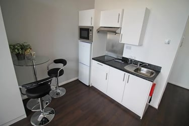 1 bed studio, Milton Street, Hockley, Nottingham, NG13RA - Image 3