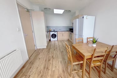 5 bed house, Mansfield Road, Arboretum, Nottingham, NG13HW - Image 2