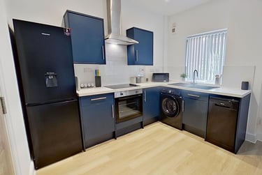 4 bed flat, North Sherwood Street, Arboretum, Nottingham, NG14EF - Image 3