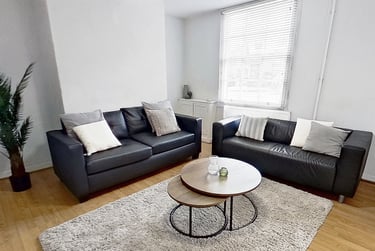 7 bed house, Mansfield Road, Arboretum, Nottingham, NG13HW - Image 1