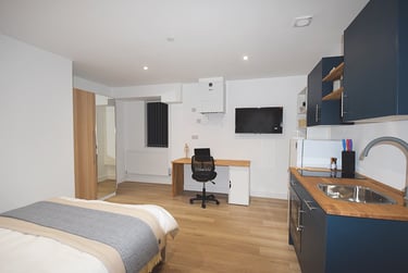 1 bed studio, Mansfield Road, Hockley, Nottingham, NG13FB - Image 2