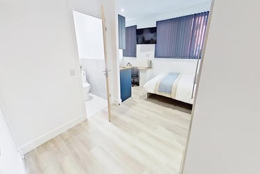 1 bed studio, Mansfield Road, Hockley, Nottingham, NG13FB - Image 3