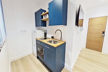 1 bed studio, Mansfield Road, Hockley, Nottingham, NG13FB - Image 2