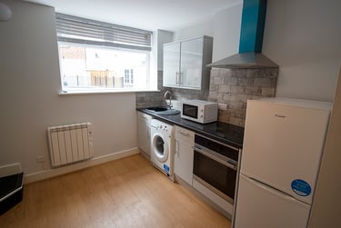 2 bed flat, North Sherwood Street, Arboretum, Nottingham, NG14EF - Image 3