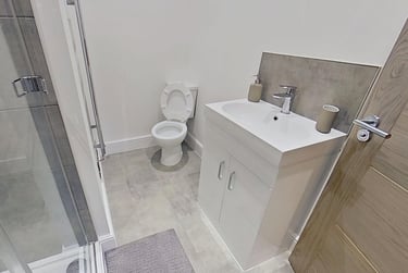 4 bed flat, North Sherwood Street, Arboretum, Nottingham, NG14EF - Image 4
